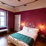 Palazzo Fauzone Relais & Panzió