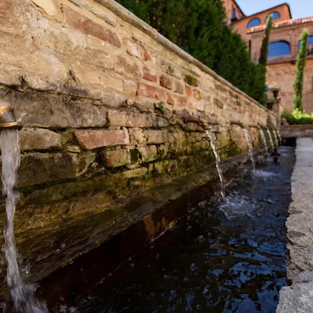 Palazzo Fauzone Relais Bed & Breakfast