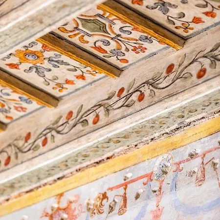 Palazzo Fauzone Relais Bed & Breakfast *