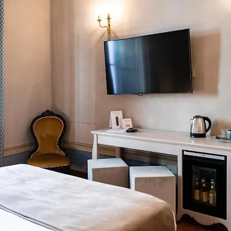 Palazzo Fauzone Relais &