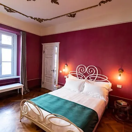 Palazzo Fauzone Relais & Отель типа 