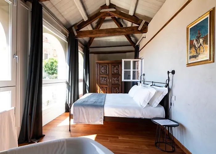 Bed and breakfast Palazzo Fauzone Relais & 4*
